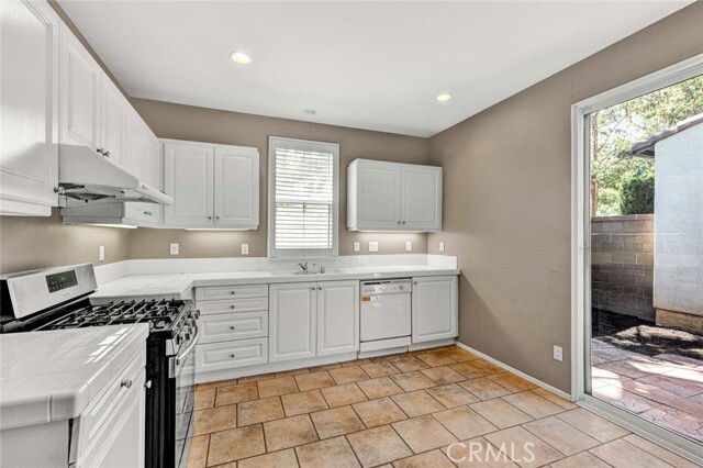 Building Photo - 81 Waterman