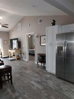 Building Photo - 3559 Balboa Cir