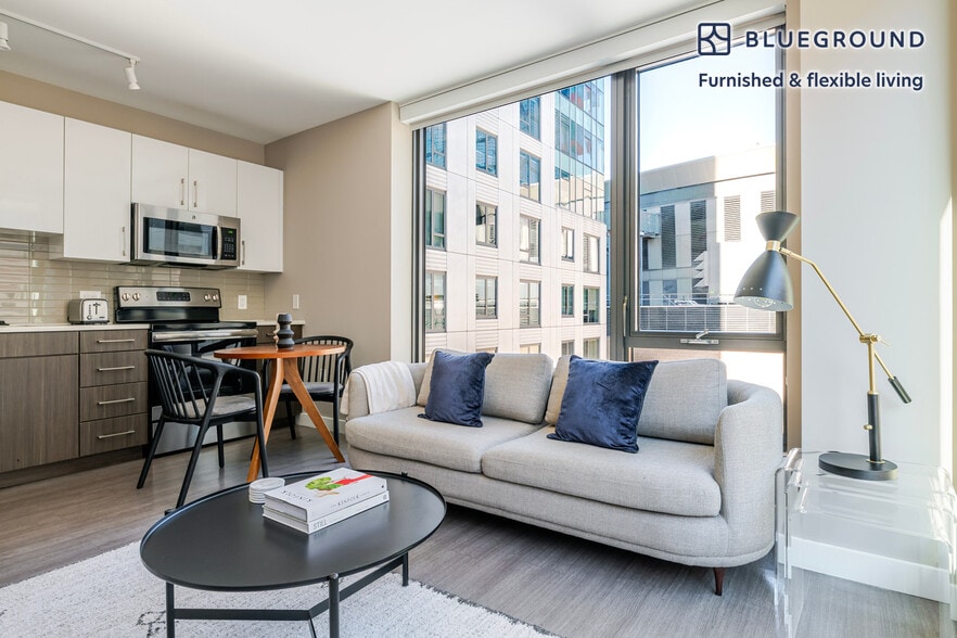 Building Photo - 1 Nashua St