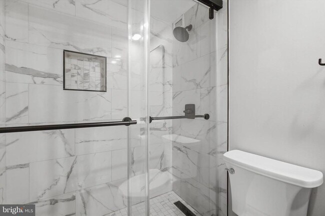 Building Photo - 1301 20th St NW