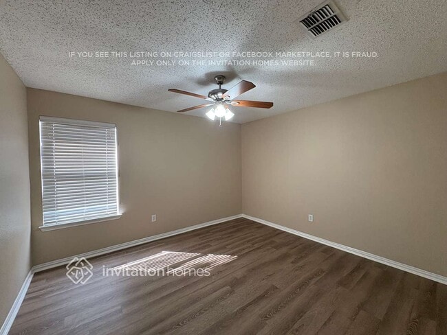 Building Photo - 1012 Tanglewood Dr