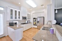 Building Photo - 2410 Dorrington St