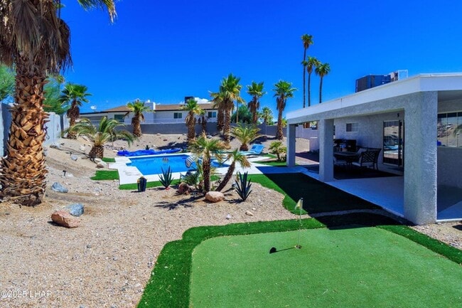 Building Photo - Long Term Rental heated pool & hot tub