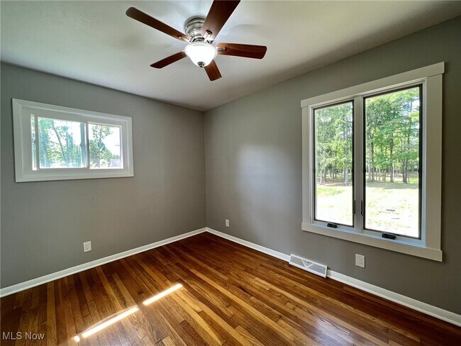 Building Photo - 9580 Venus Rd