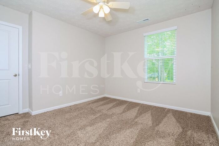 Building Photo - 1500 Winwood Dr