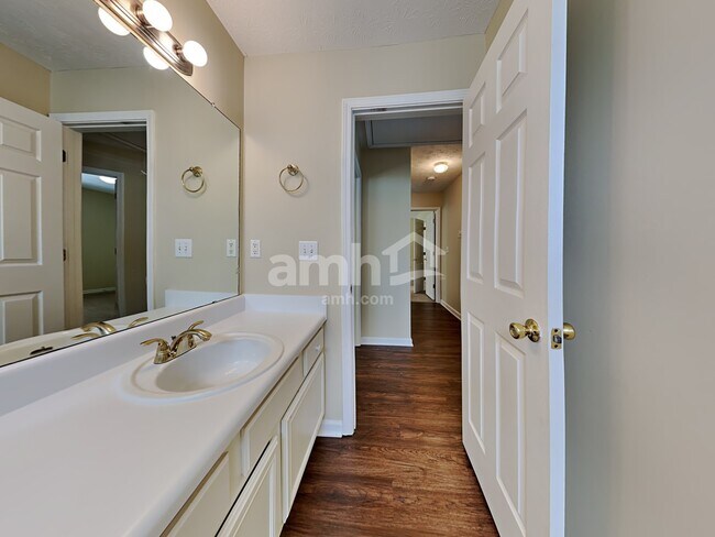 Building Photo - 6435 Raleigh St