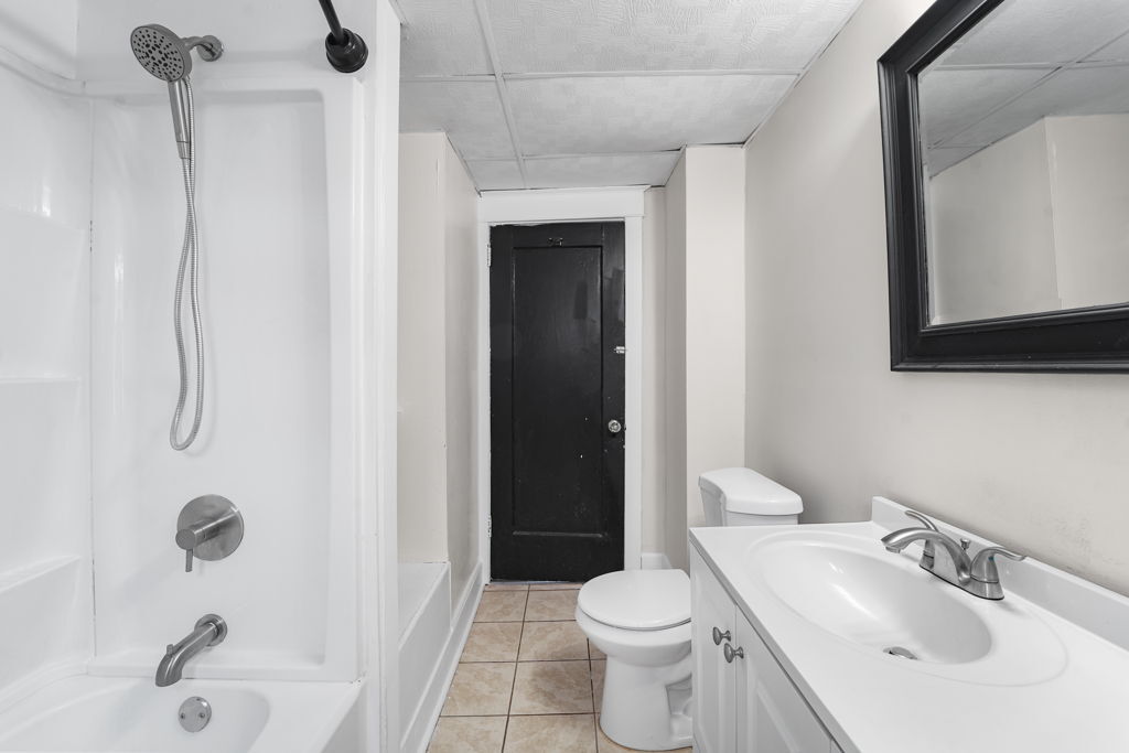 Building Photo - 44 Rotary Ave