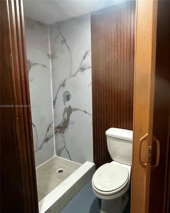 Building Photo - 4510 SW 38th St