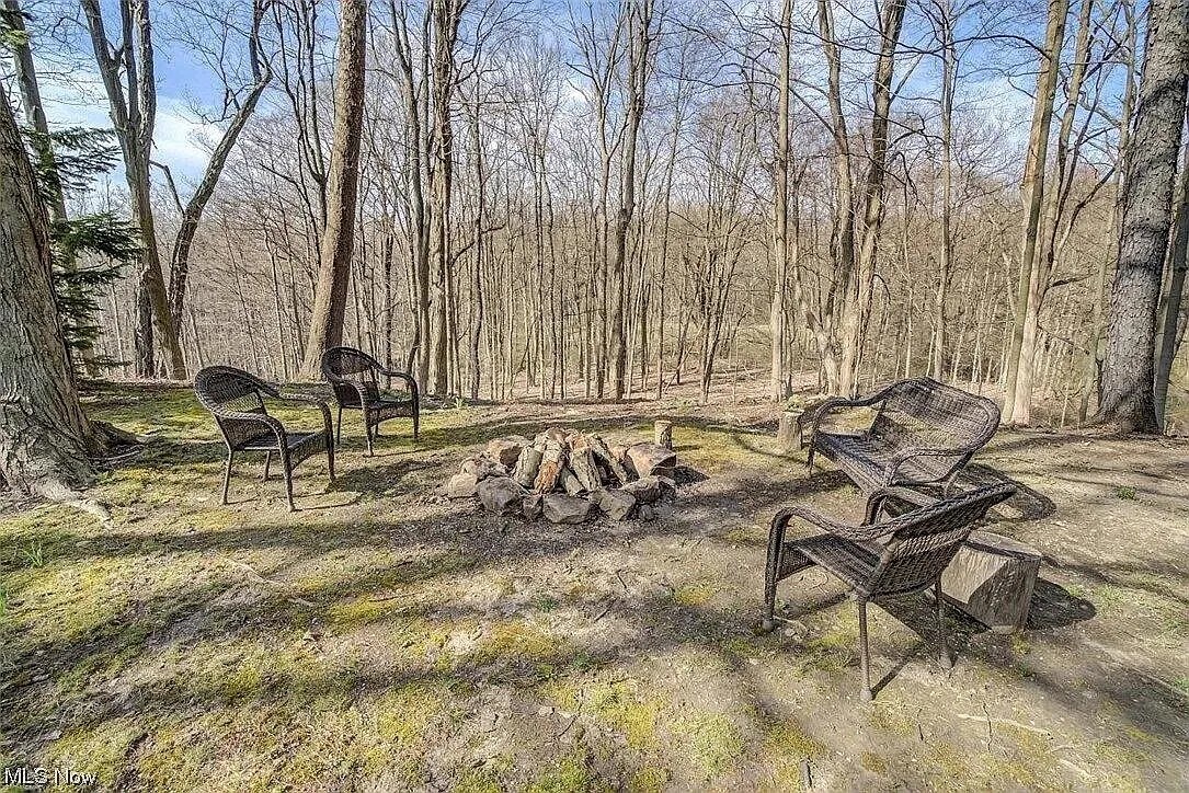 Building Photo - 343 E Garfield Rd