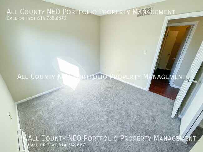 Building Photo - 6345 Birchview Dr S