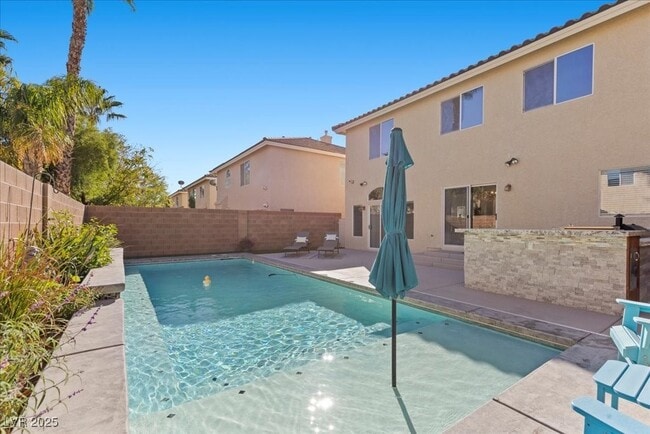 Building Photo - 10902 Fintry Hills St