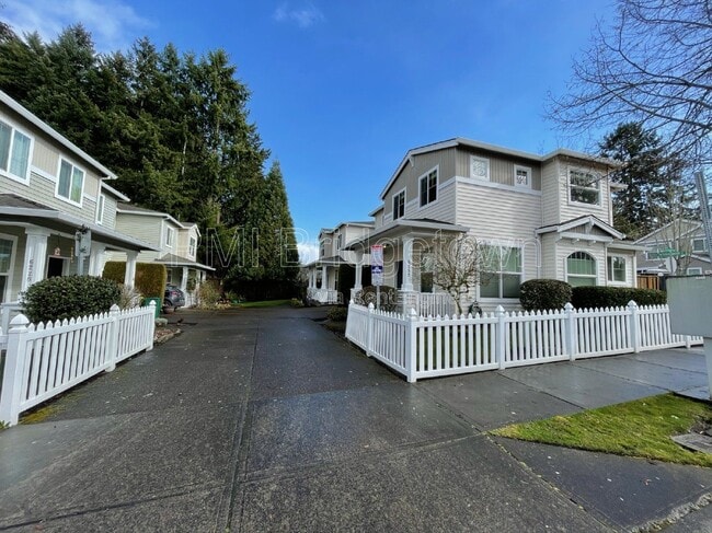 Building Photo - 6252 SW 182nd Terrace