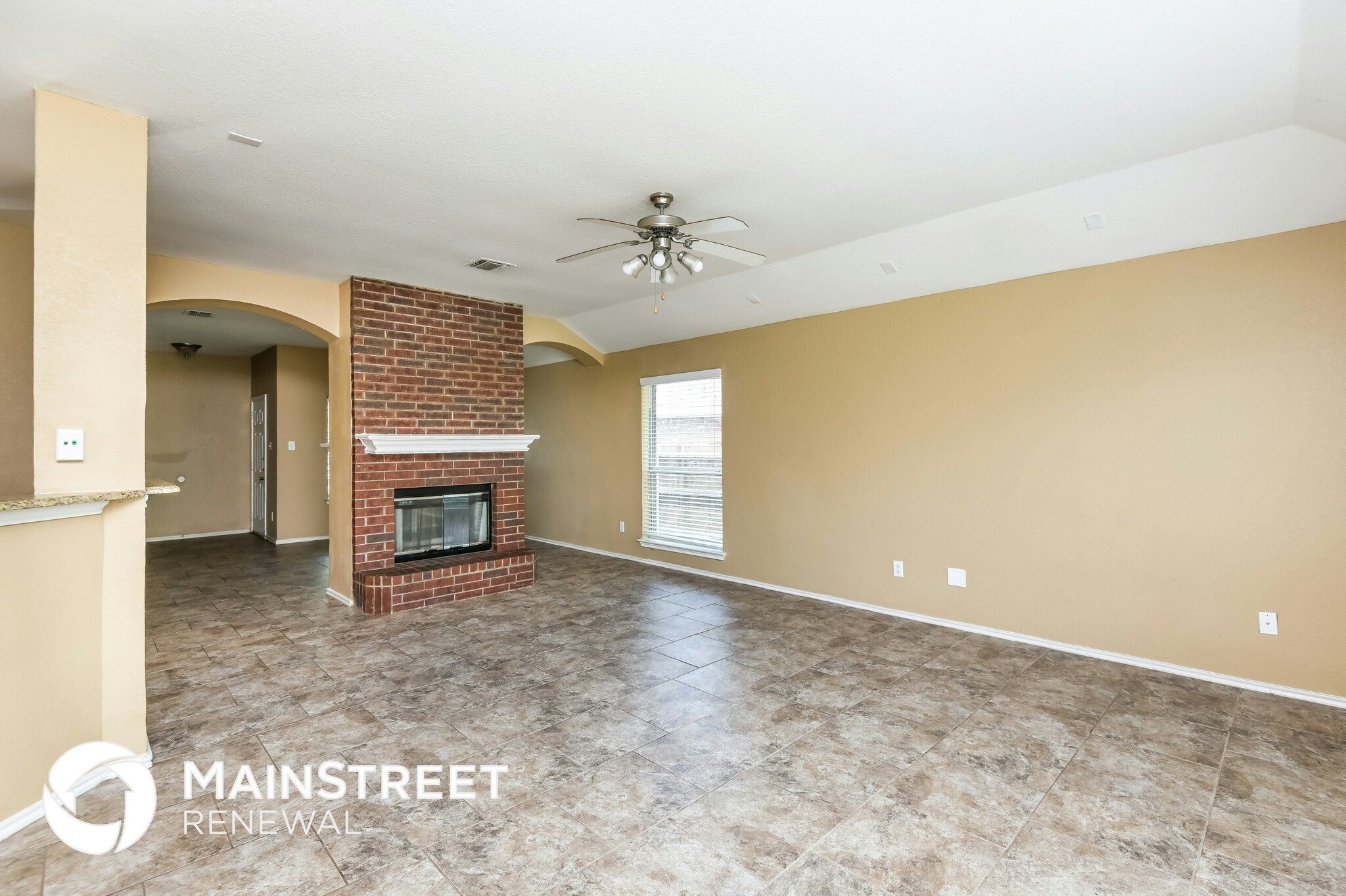 Building Photo - 3457 Cayman Dr