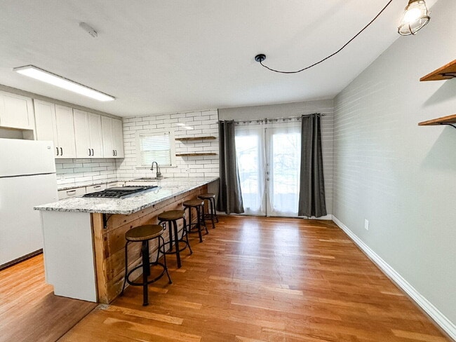 Building Photo - 2622 25th St