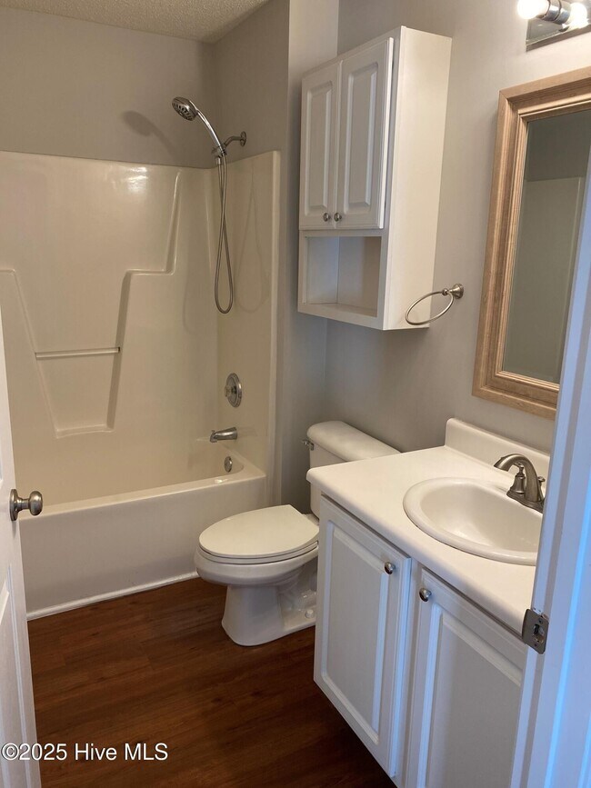 Building Photo - 5010 Hunters Trail