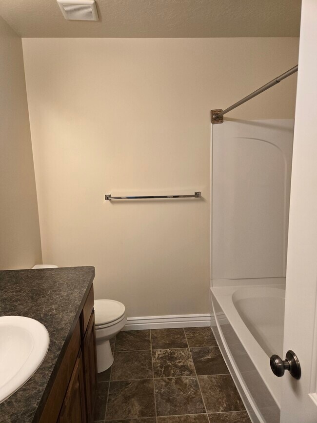 Building Photo - 3163 N Whitetail Dr