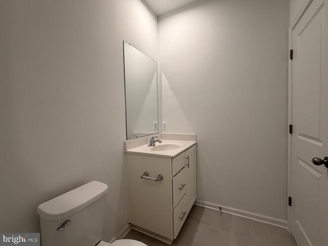 Building Photo - 453 Husky Trl