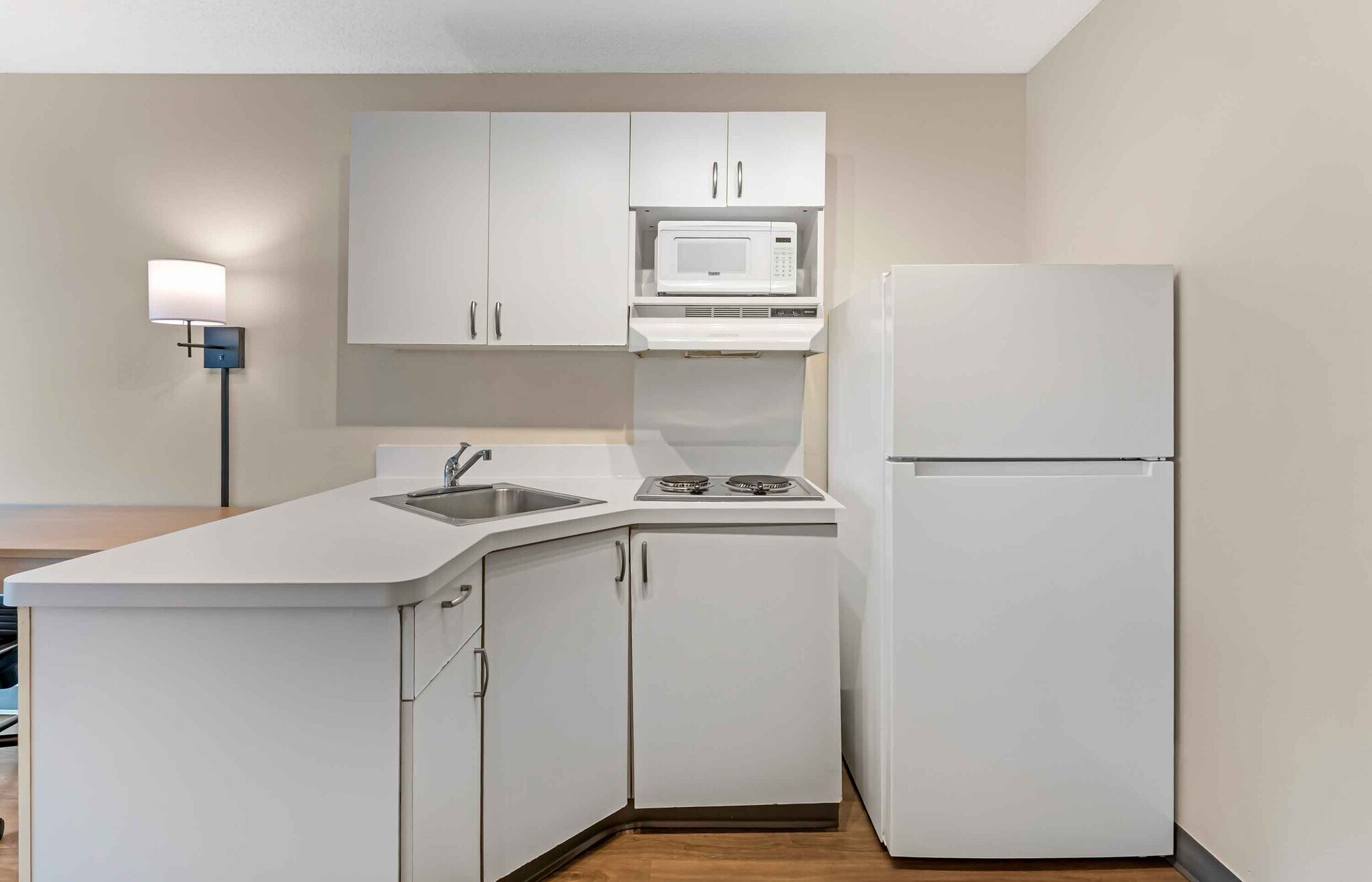 Building Photo - Furnished Studio-Jacksonville - Riverwalk - Convention Center