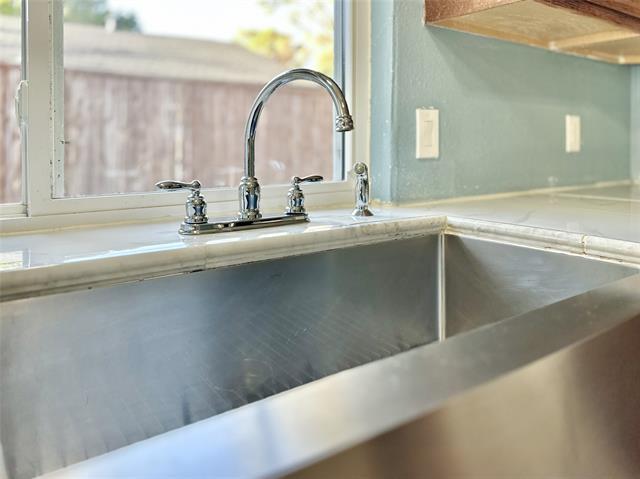 Building Photo - 4614 Tealwood Cir