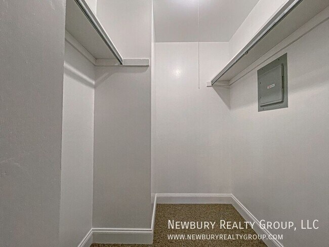 Building Photo - 1816 Chessland St