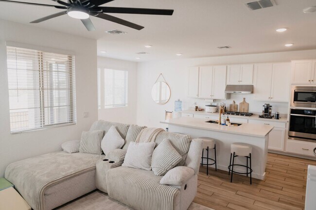 Building Photo - 3 Bedroom, 2.5 Bath in Eastmark overlooking Skate Park.