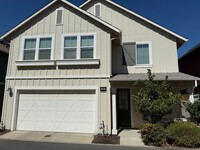 Building Photo - 901 Persimmon Terrace