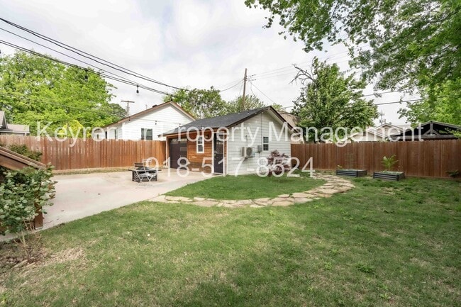 Building Photo - Midtown Tulsa | 4 Bed | 2 Bath | 2,010 SQFT