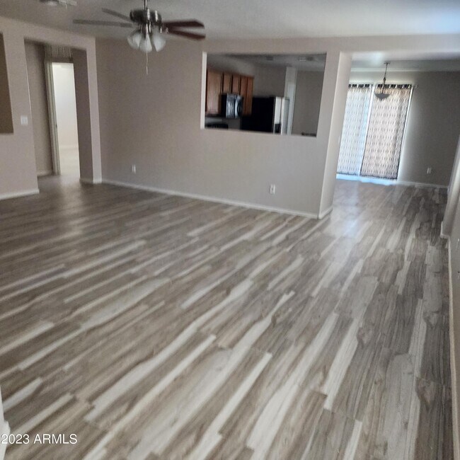 Building Photo - 15864 W Evans Dr