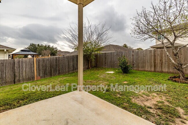 Building Photo - 2424 Dimmitt Dr