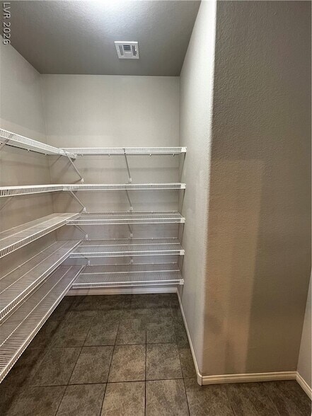 Building Photo - 5784 W Brimstone Hill Ave