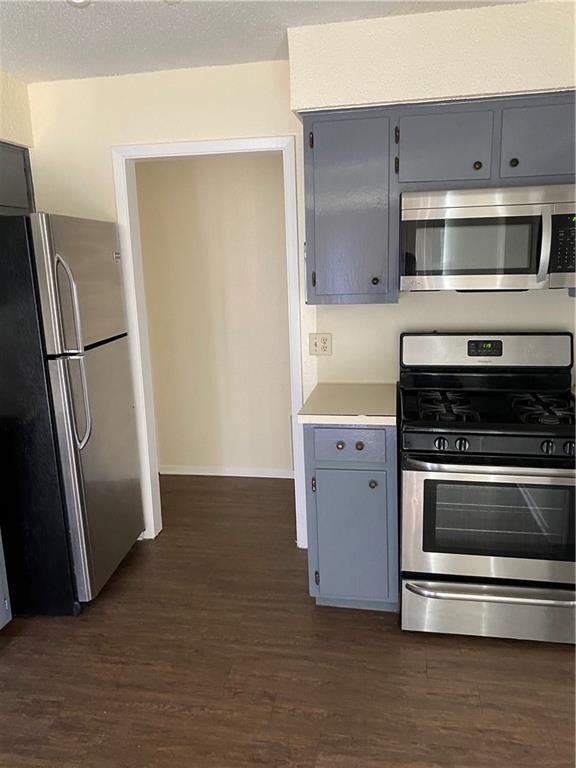 Building Photo - 1505 Latigo Trce