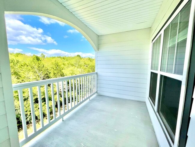 Building Photo - Beautiful Condo! Views & Nature from Every Window! Pet Friendly! Required Insurance & Air Filters...