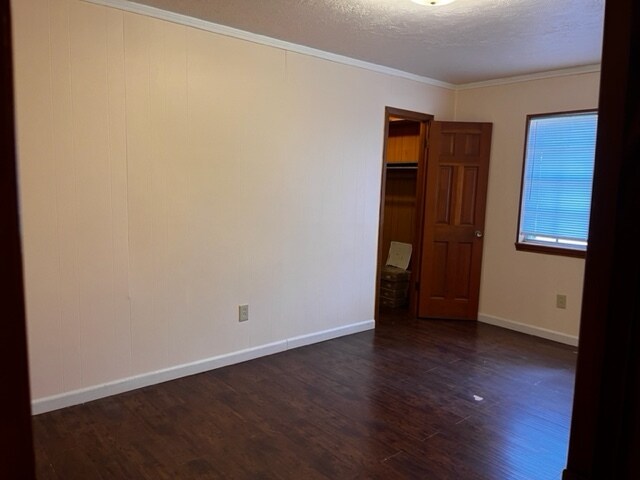 Building Photo - 2306 Quail Hollow Dr