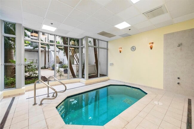 Building Photo - 1830 Radius Dr