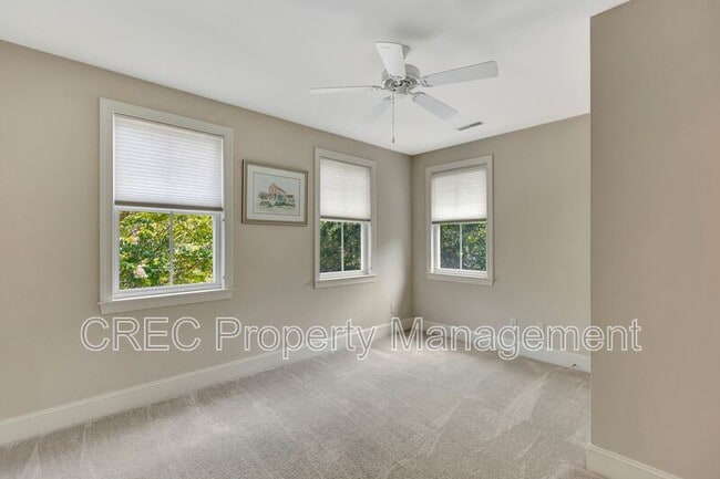 Building Photo - 1705 Doldridge St