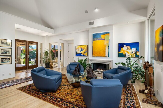 Building Photo - 79120 Fox Run