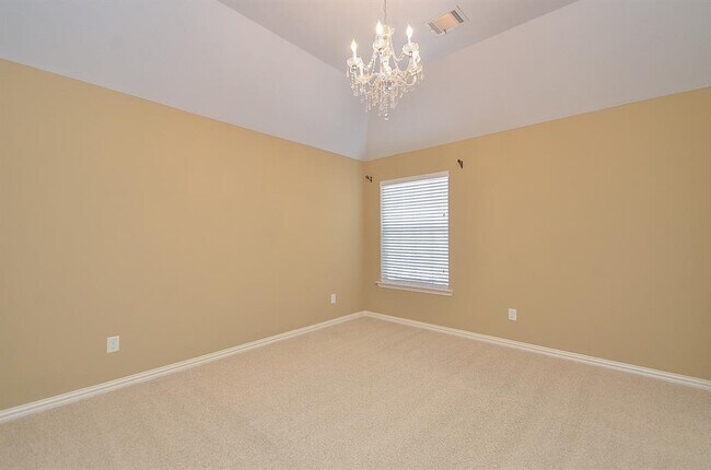 Building Photo - 27411 Robillard Springs Ln