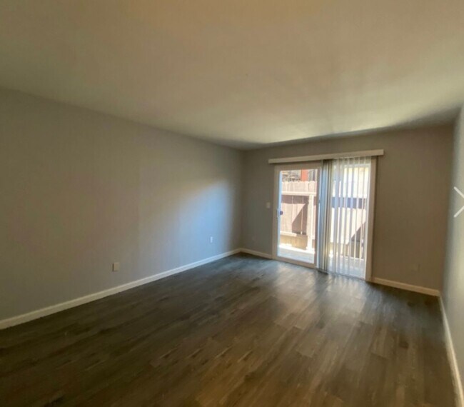 Building Photo - 4128 Trevor Ln