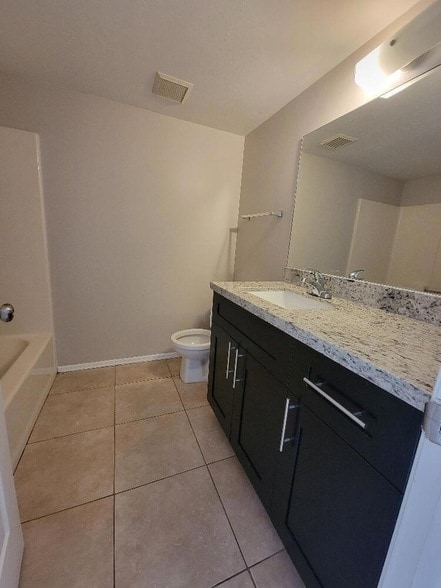 Building Photo - 104 Palm Beach Trace Dr