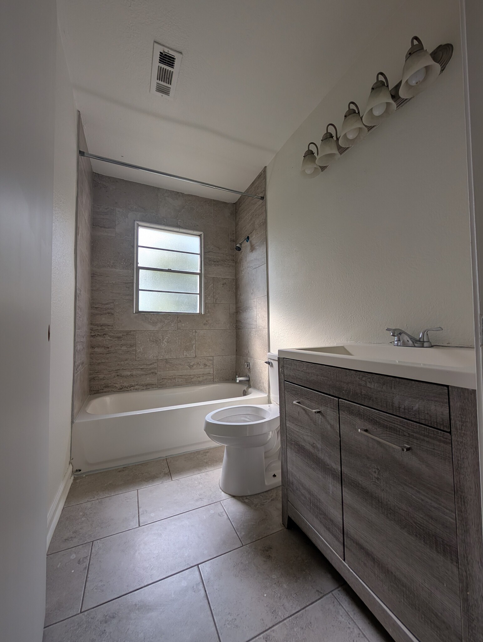 Building Photo - 4909 Gum St