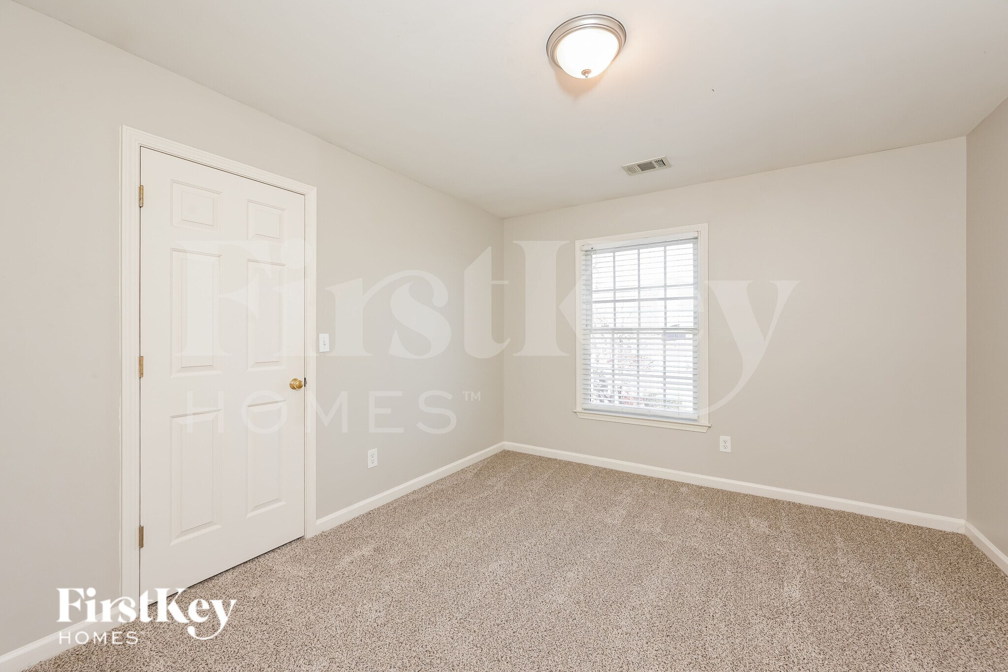 Building Photo - 6287 Greenock Dr