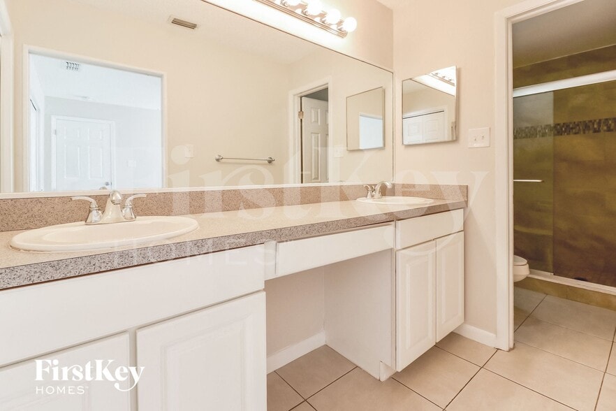 Building Photo - 1625 Gardner Dr