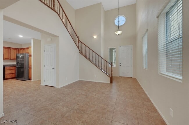 Building Photo - 6125 Sugartree Ave