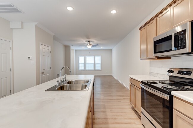 Building Photo - 2805 Cruze Dr