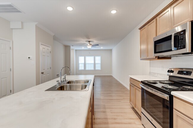 Building Photo - 2807 Cruze Dr