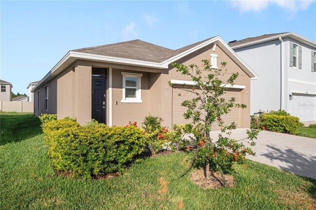Building Photo - 35694 Sunflower Hl Dr