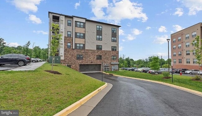 Building Photo - 46270 Mount Allen Ter