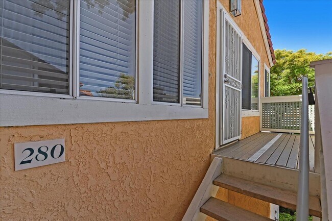 Building Photo - 4212 Vista Panorama Way