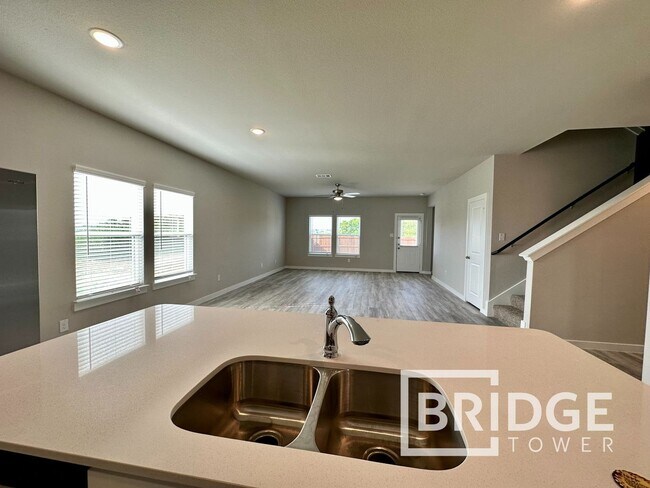Building Photo - 4712 Deadwood Dr