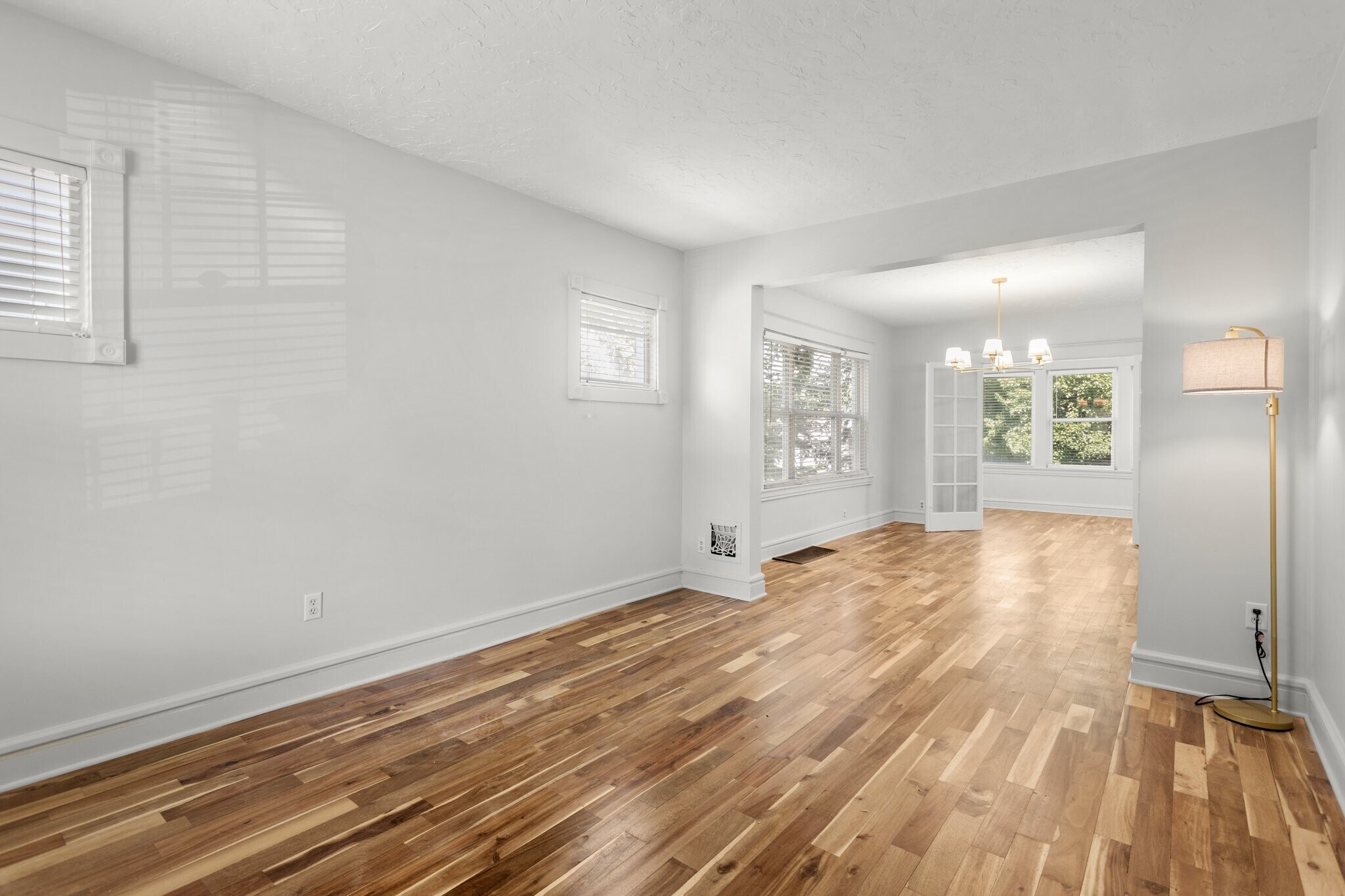 Building Photo - 6613 Parkwood Pl